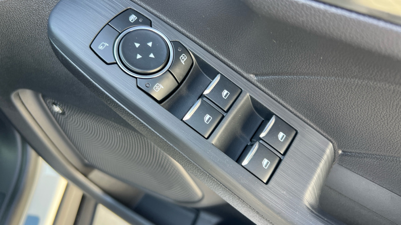 Ford Kuga 2.5 FHEV Sound Edition 5dr CVT Hybrid Estate